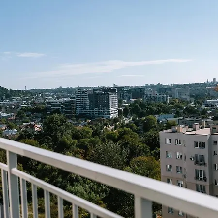 Vip Sky Apartment Lviv